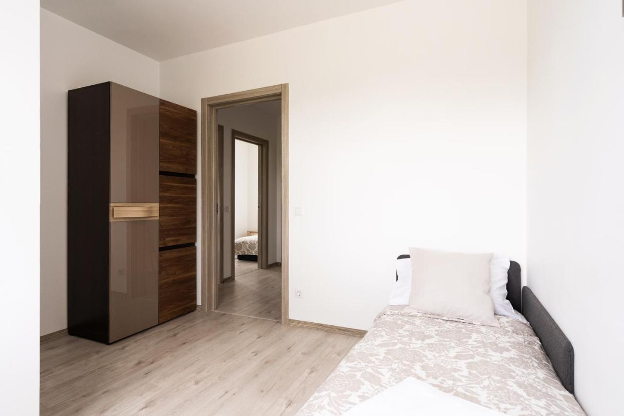 1 House Between Two Lakes Vilna Exterior foto